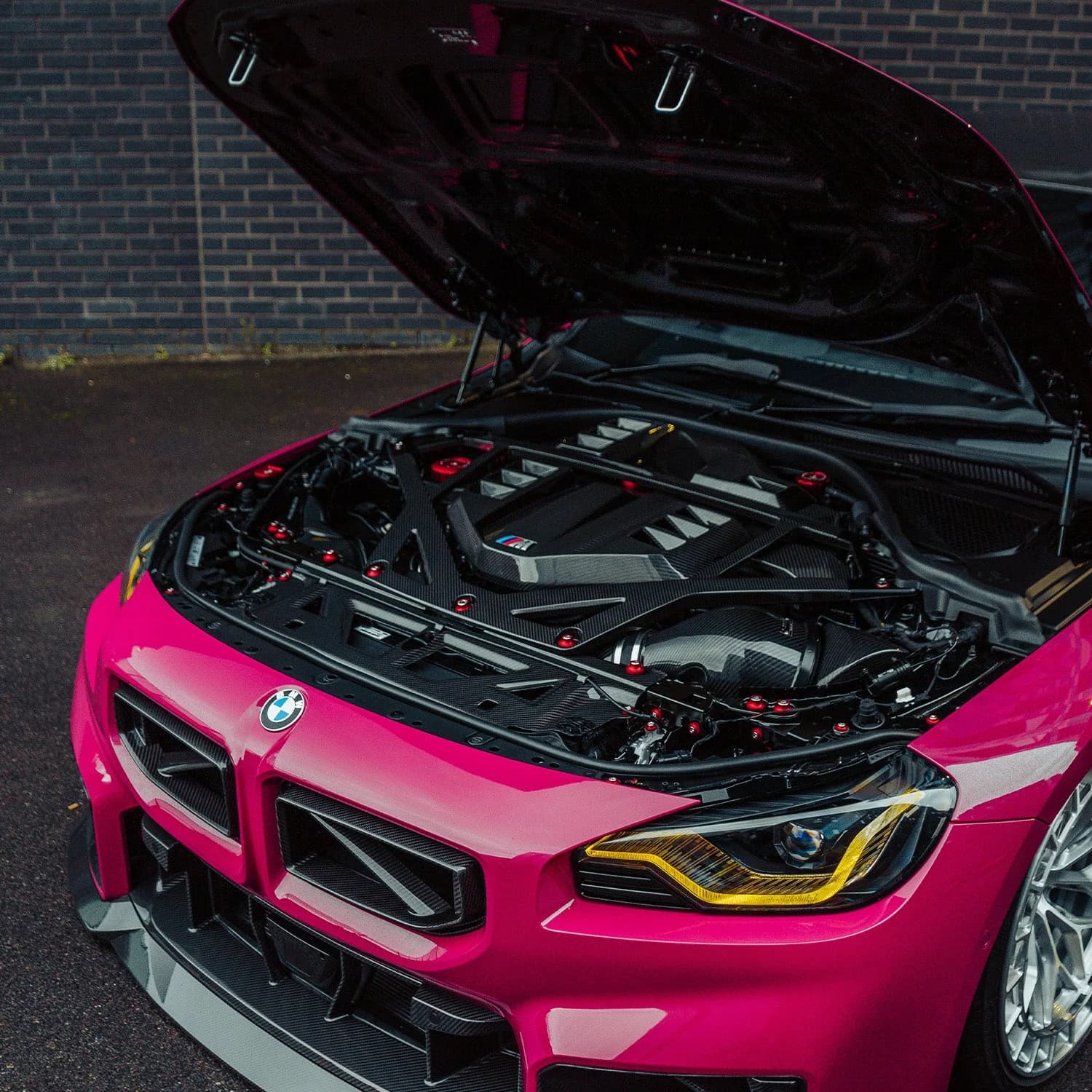 BMW con motor S58 y vano motor preparado